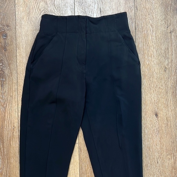 A.L.C. Black Skinny Ankle Pants Size 2 - Picture 4 of 9